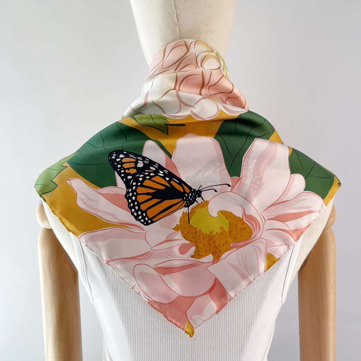AE. Monarch Butterflies on a Pink Dahlias Four Corner Repeat Print