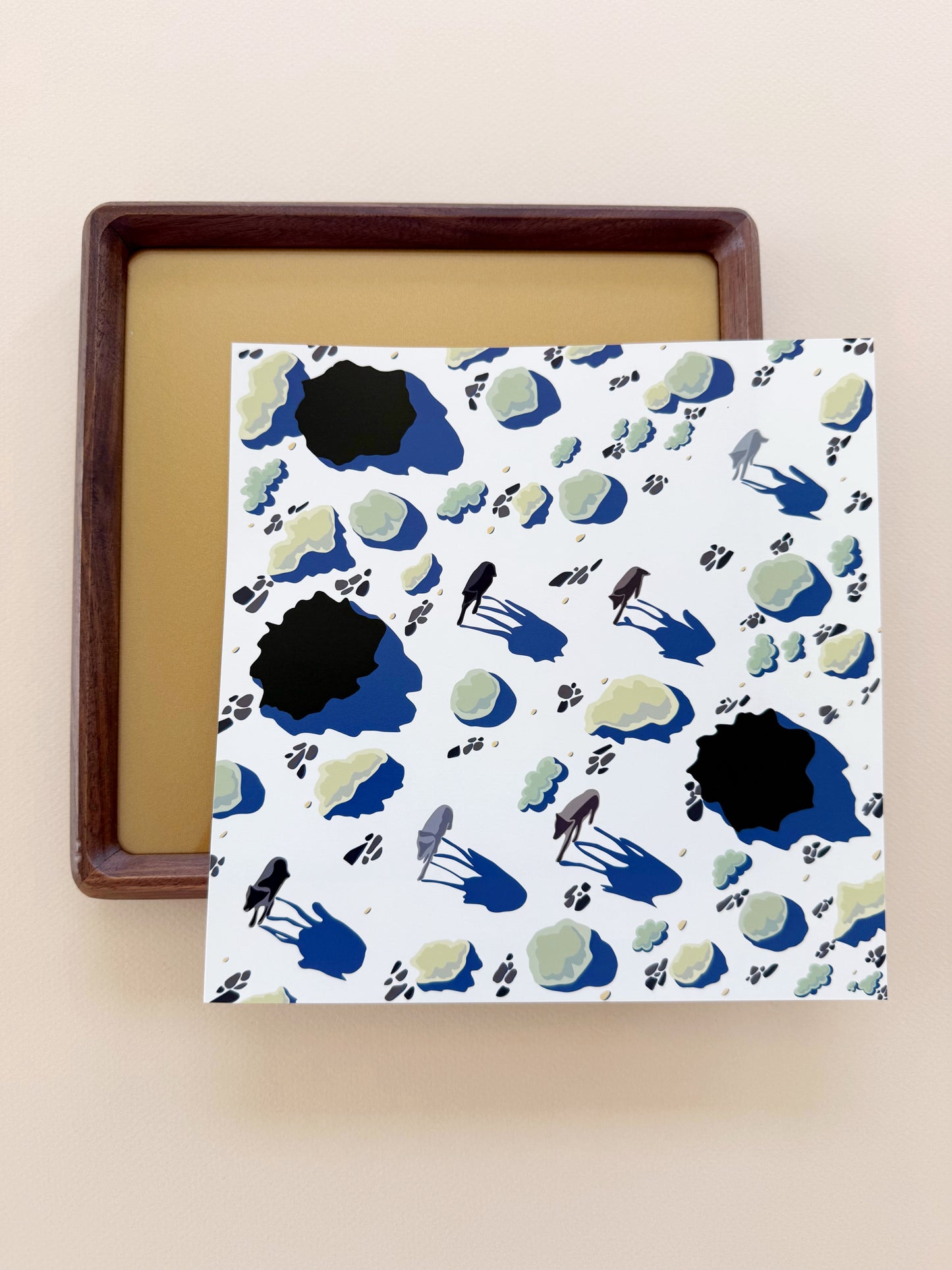 AH. Wolves traveling print
